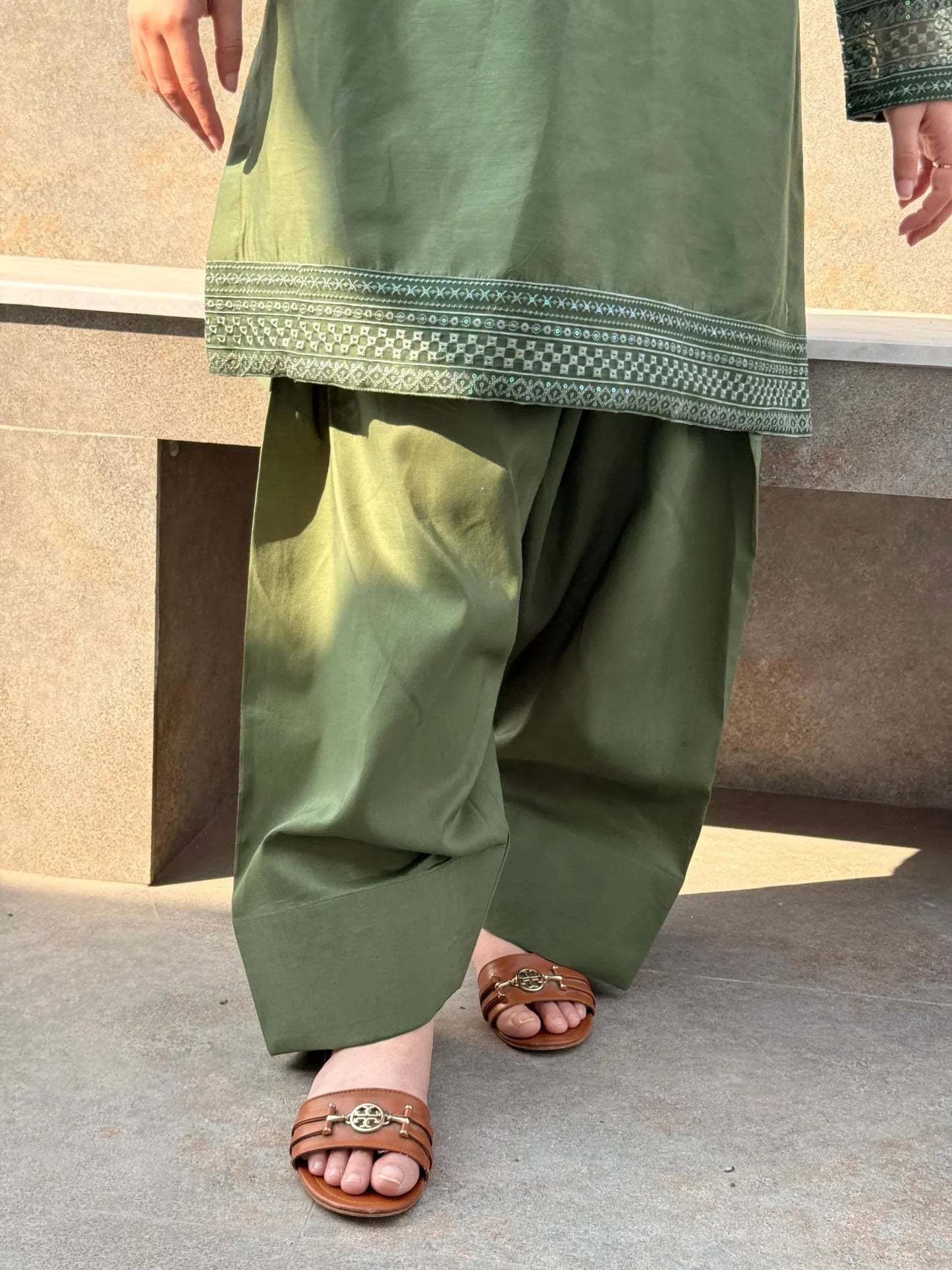 Minsha Embroidered Farshi Shalwar Set Premium Lawn