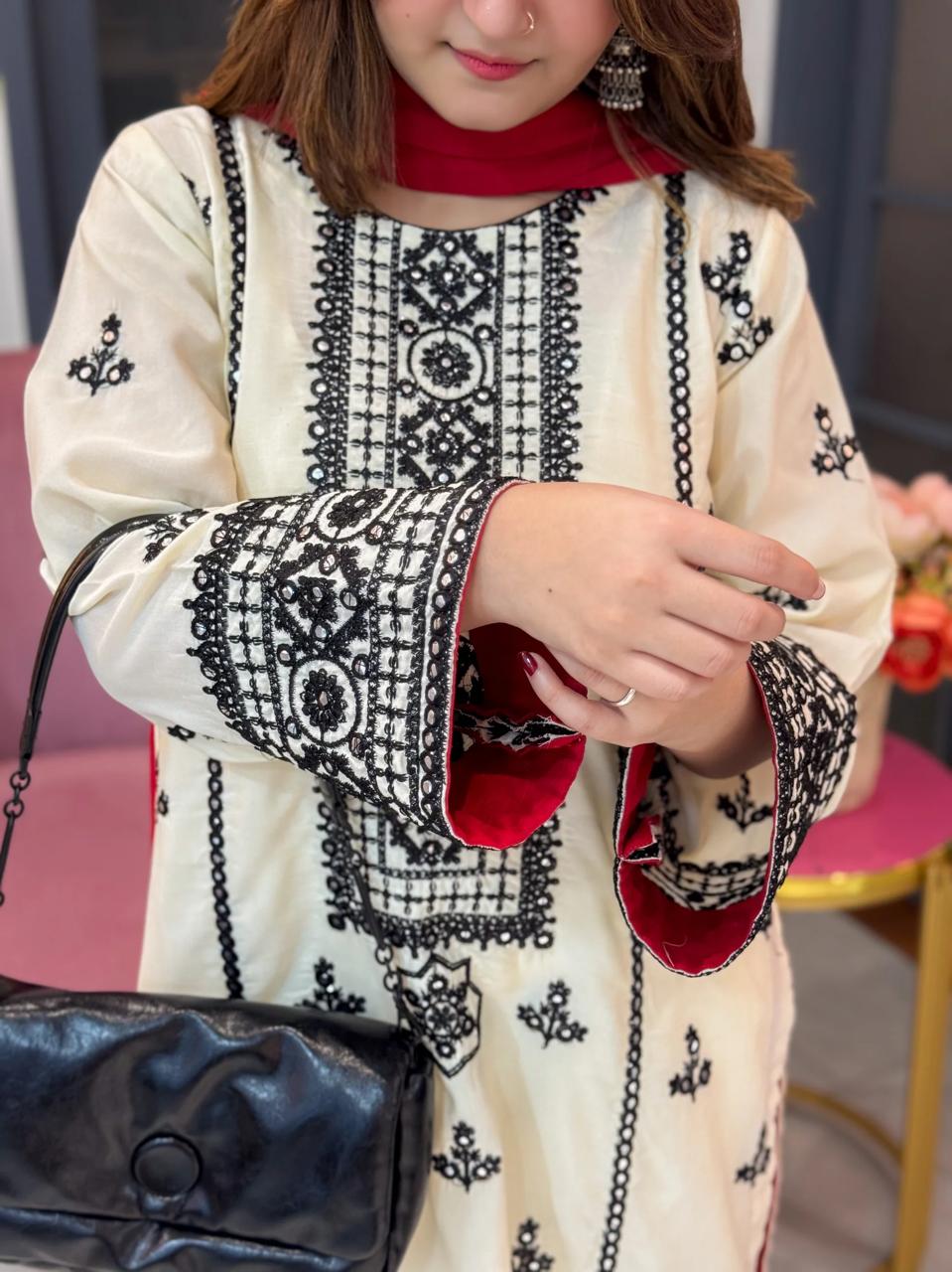 Taaj Embroidered 3PC Premium Mid Season Arabic Lawn