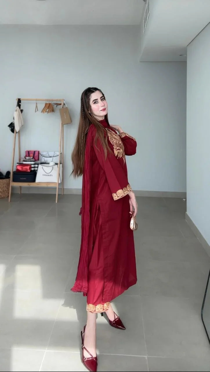Naqshi Embroidered 3PC Premium Collection