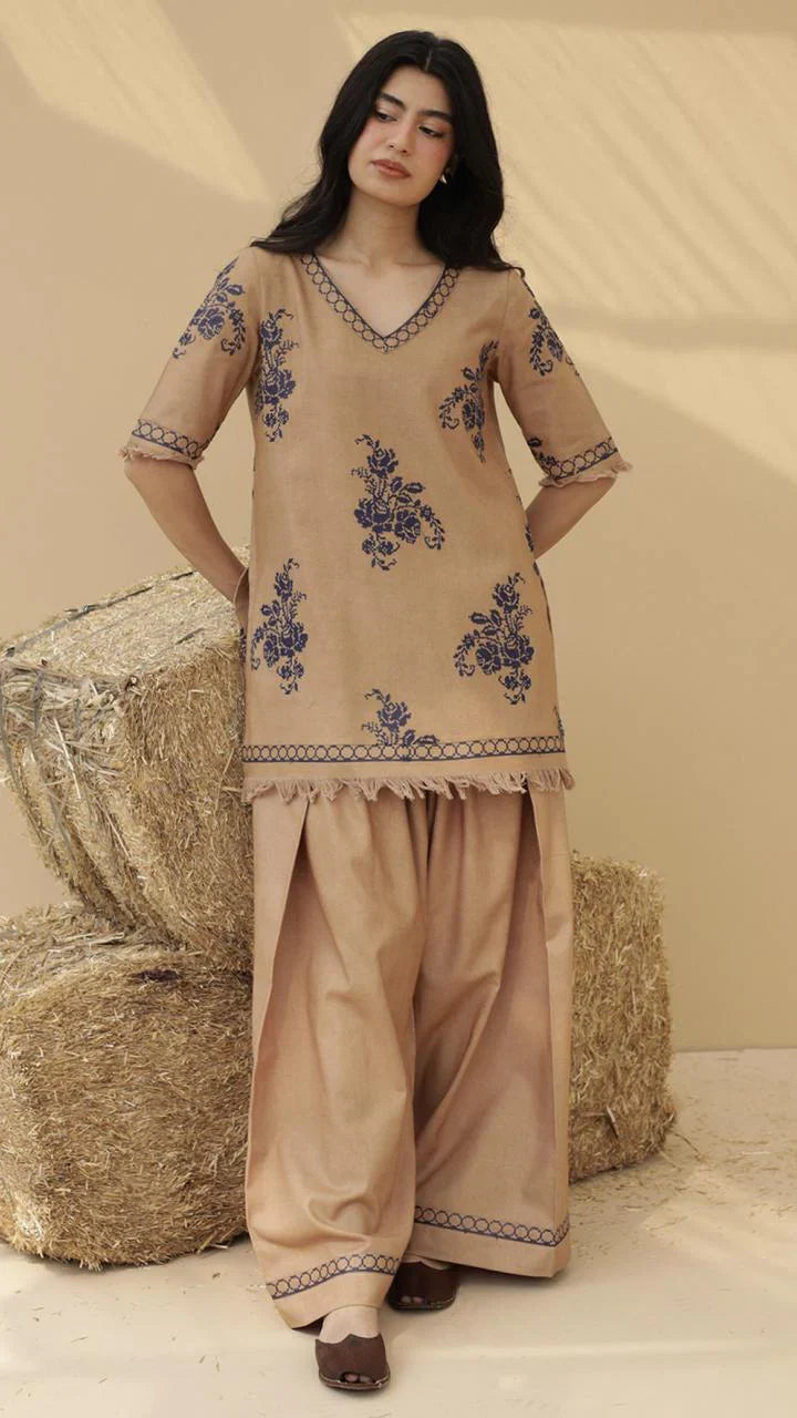 Itrat Embroidered 2PC Winter Linen Set