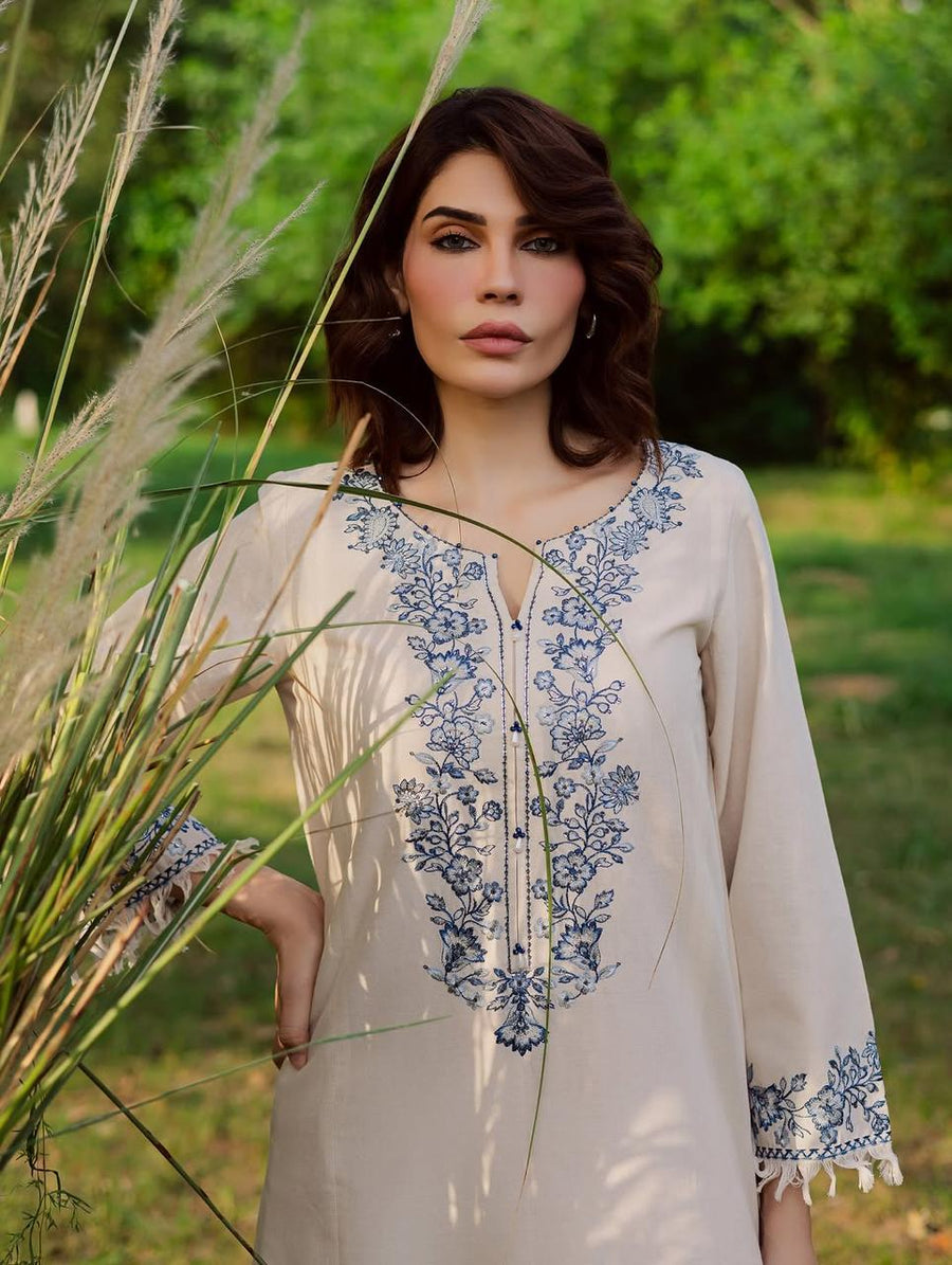 Batik Khaddar Embroidered 3PC