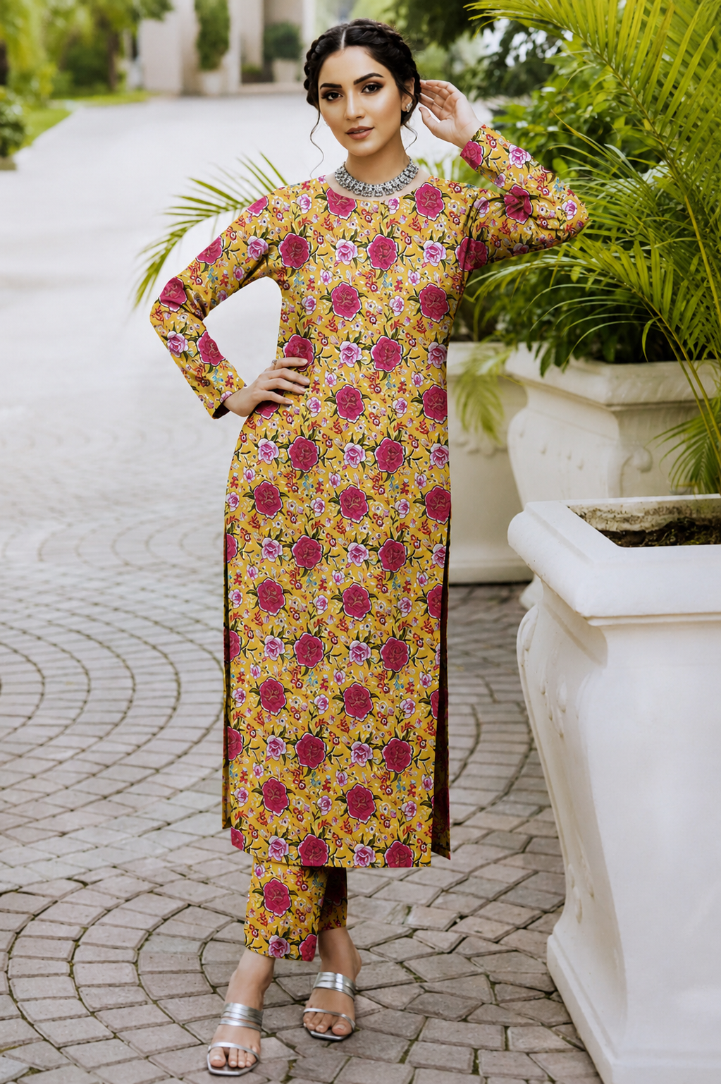 FizzabyZahir Golden Rose Garden – Premium Printed Lawn 2 Piece Unstitched Suit