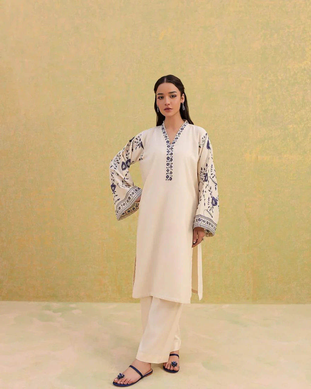 BluePret Embroidered 2PC Premium