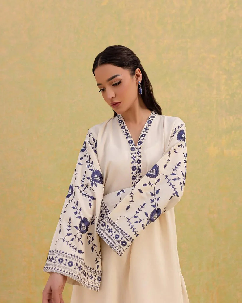 BluePret Embroidered 2PC Premium