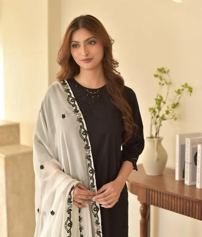 Aira Black Embroidered 3PC