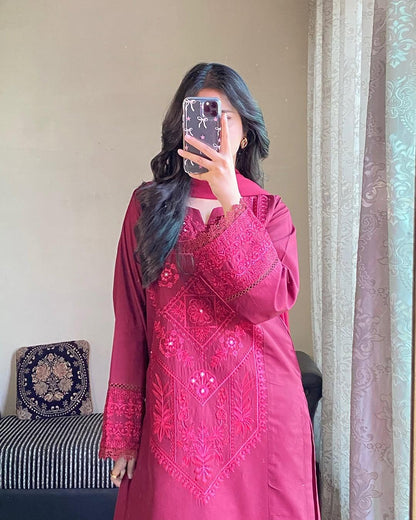 Roha Embroidered 3PC Premium Mid Season Collection