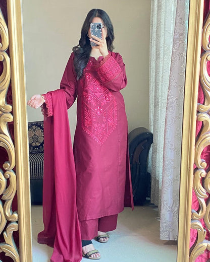 Roha Embroidered 3PC Premium Mid Season Collection