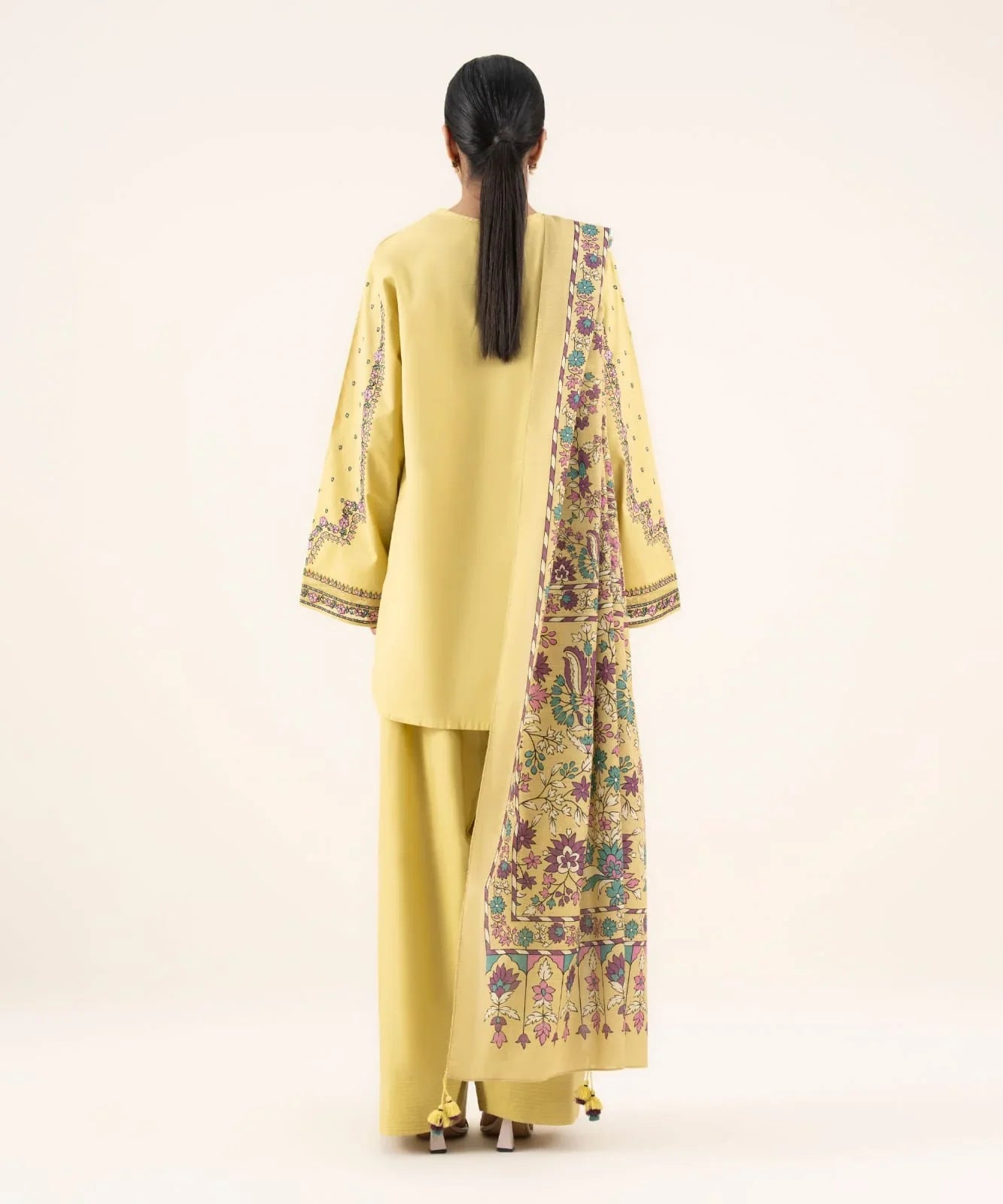 Ayel Khaddar Embroidered 3PC