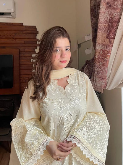 Rabeel Embroidered Shawl 3PC