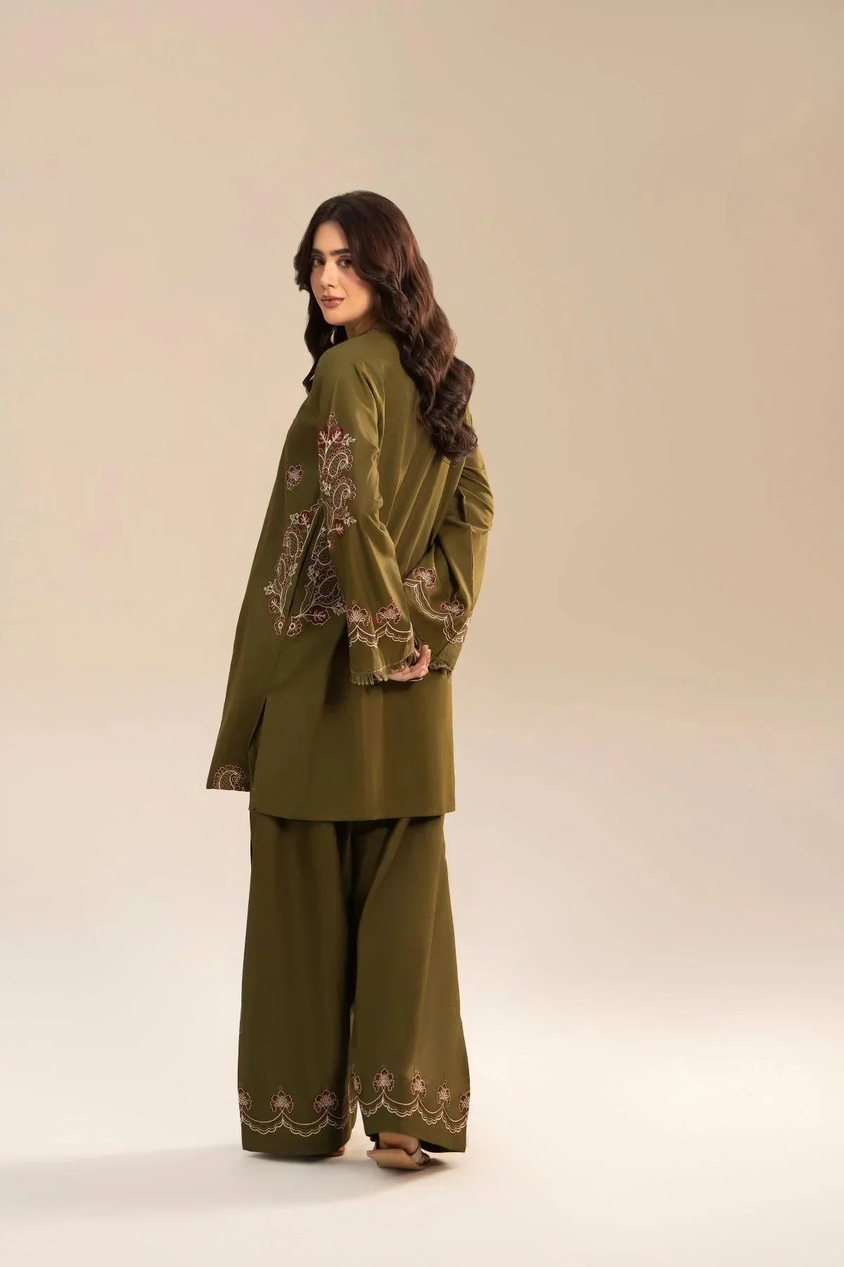 Mehndi Emb Pocket Set 2PC